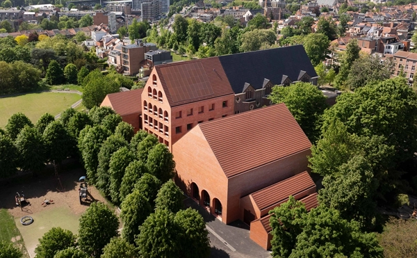Centro cultural Paul van Ostaijen en Lovaina