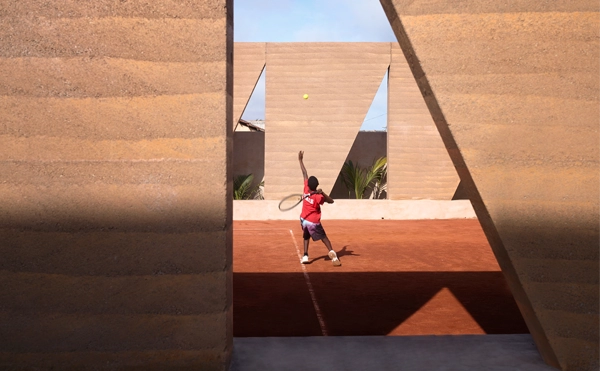 Pista de tenis en Acra