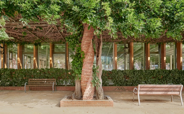Biblioteca Santa Oliva en Olesa de Montserrat 
